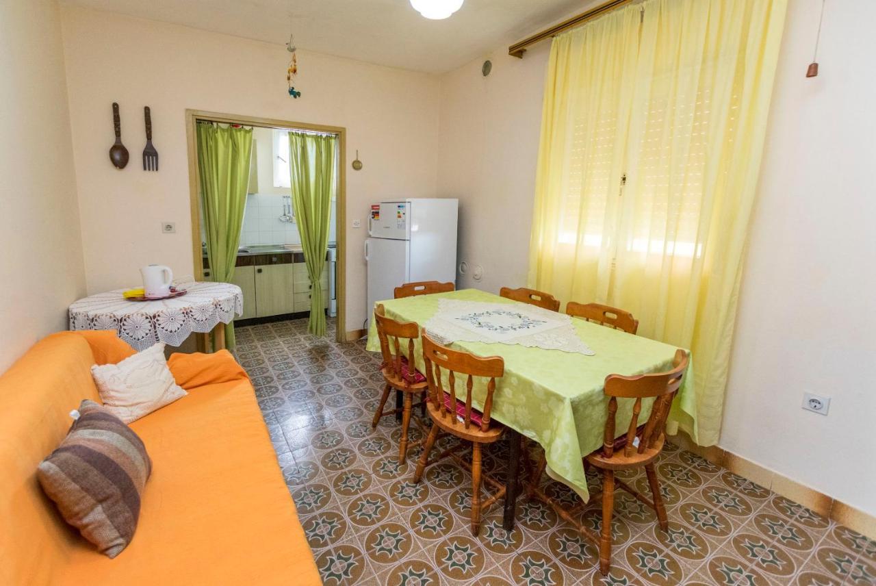 Apartment Lele Primošten Zewnętrze zdjęcie